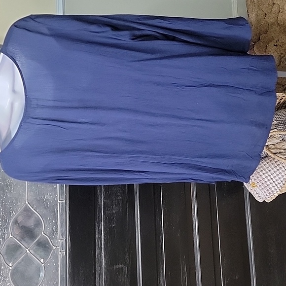 #03 NWT DAVI & DANI Navy Floral Embroidery Blouse With Wide Sleeve Women Size1XL - Picture 5 of 8